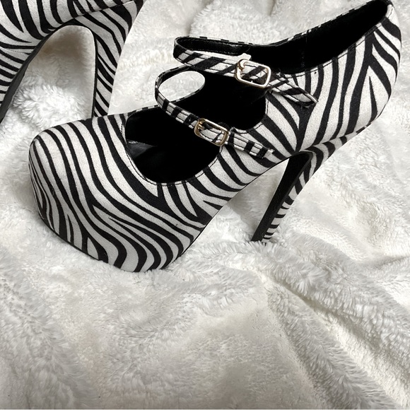 Zebra print stilettos - Picture 5 of 9